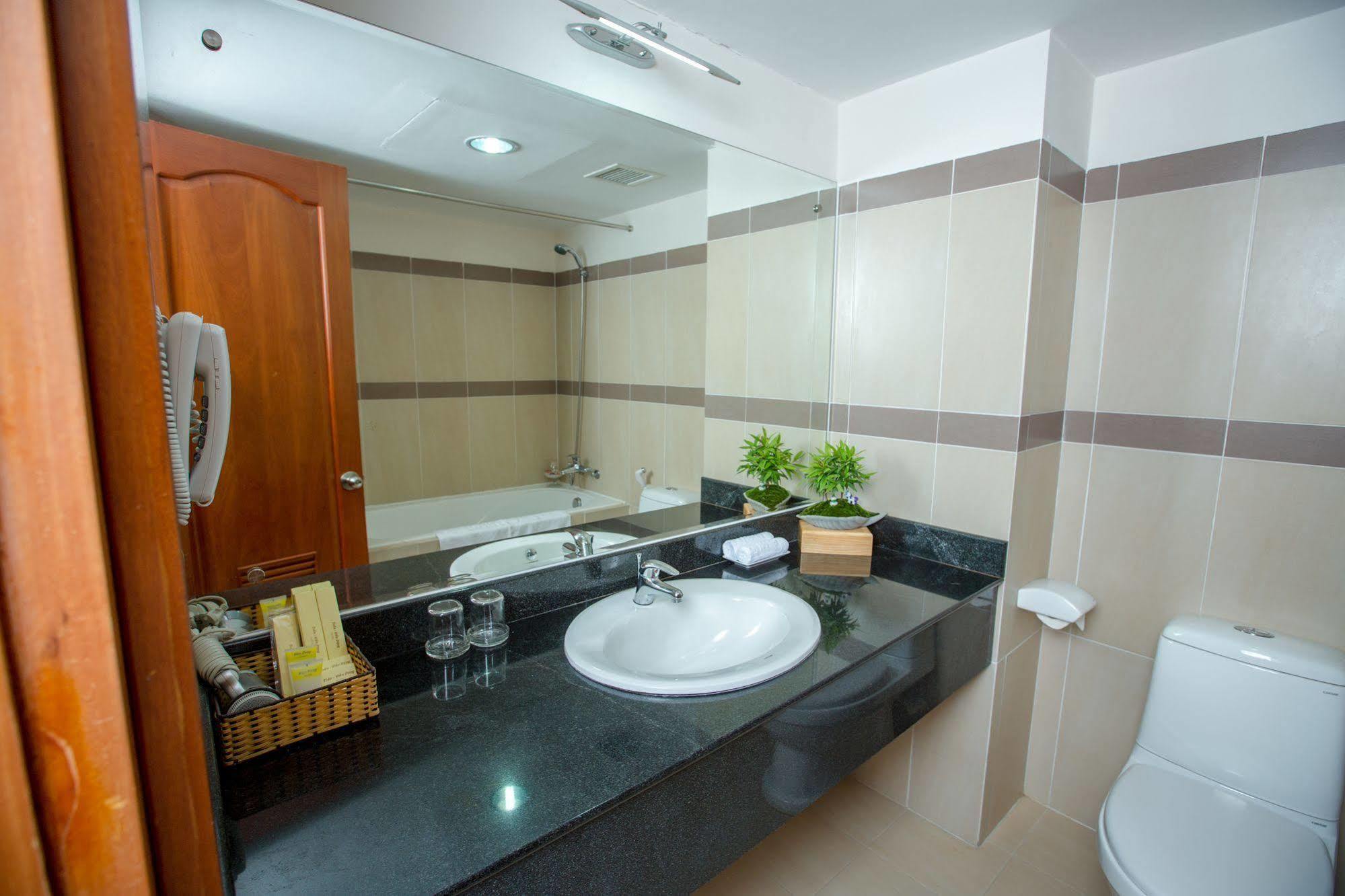 Vien Dong Hotel Nha Trang Kültér fotó